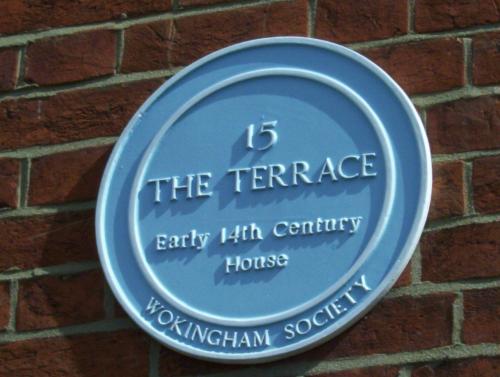 Photo 15 The Terrace blue Plaque